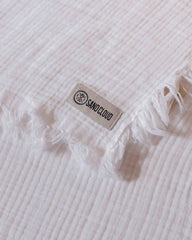 Lara White - PARTY BLANKETâ¢ - Queen